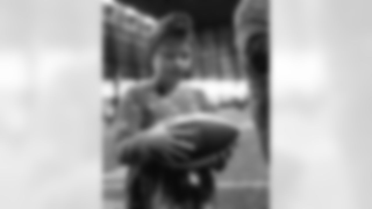 11182023_JoshKeira_021