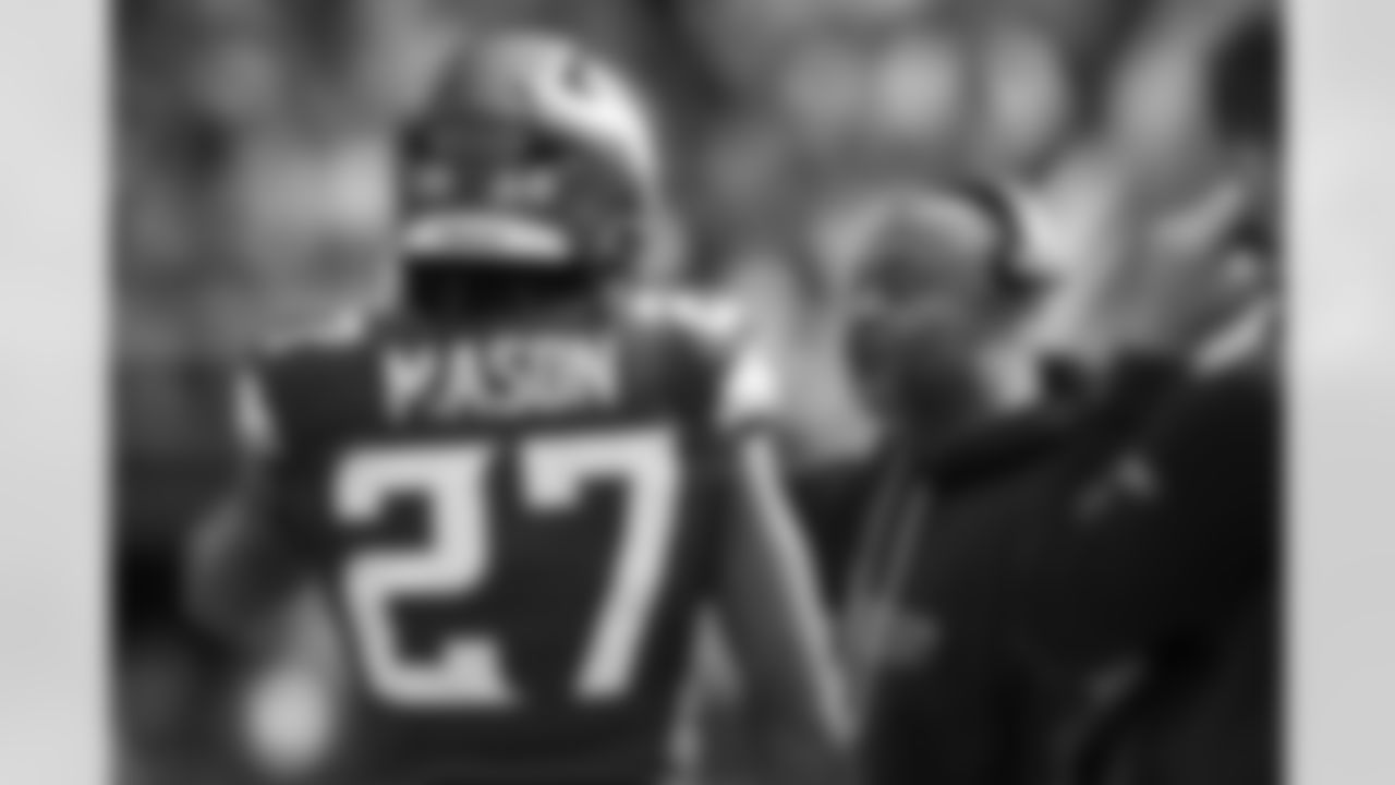 2025_1019_Vikings_Eagles_REG07_1081