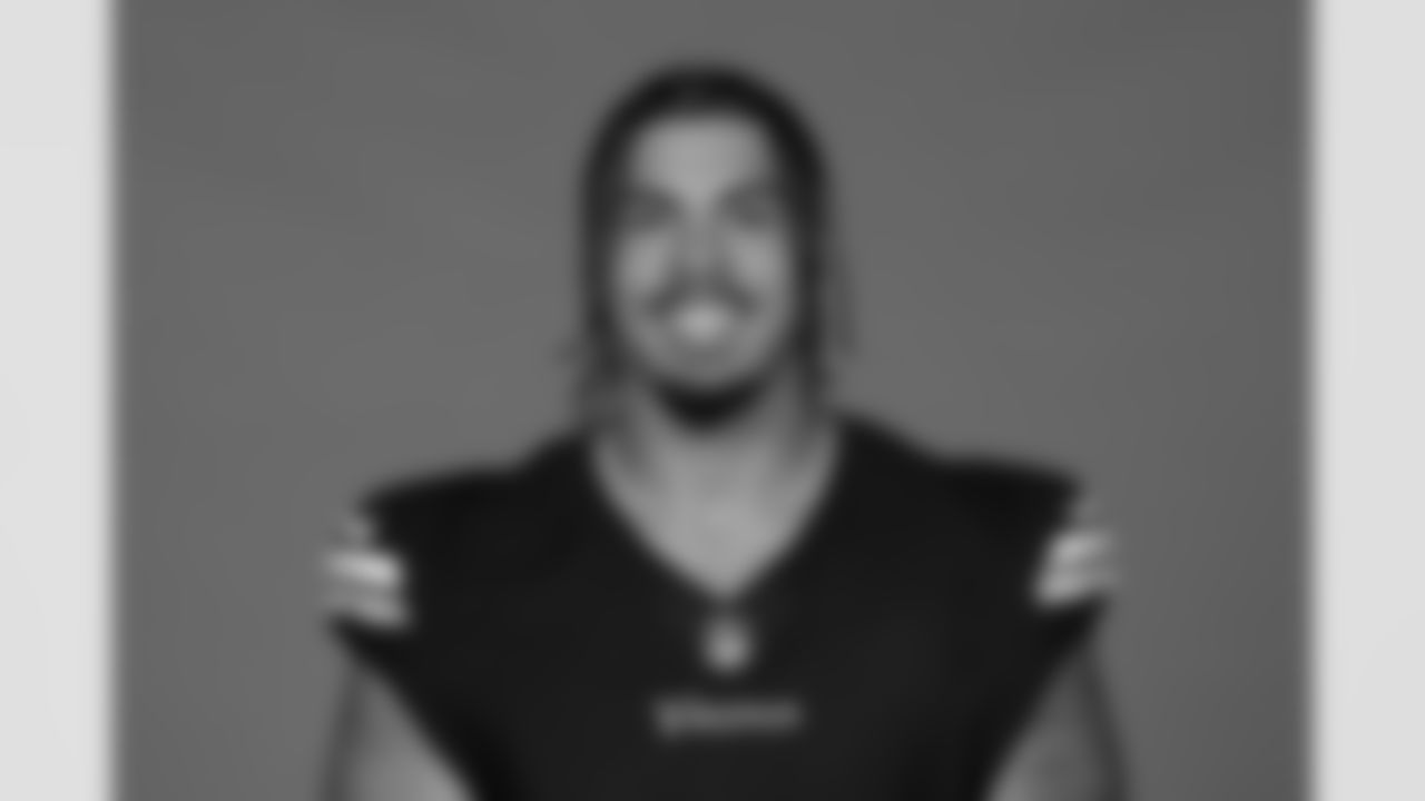 84 TE Josh Oliver
