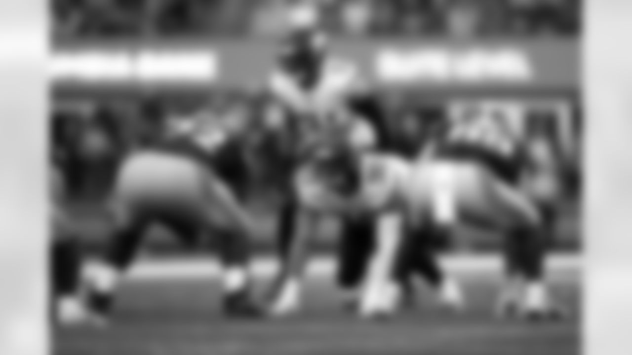 2025_1130_Vikings_Seahawks_REG13_0249