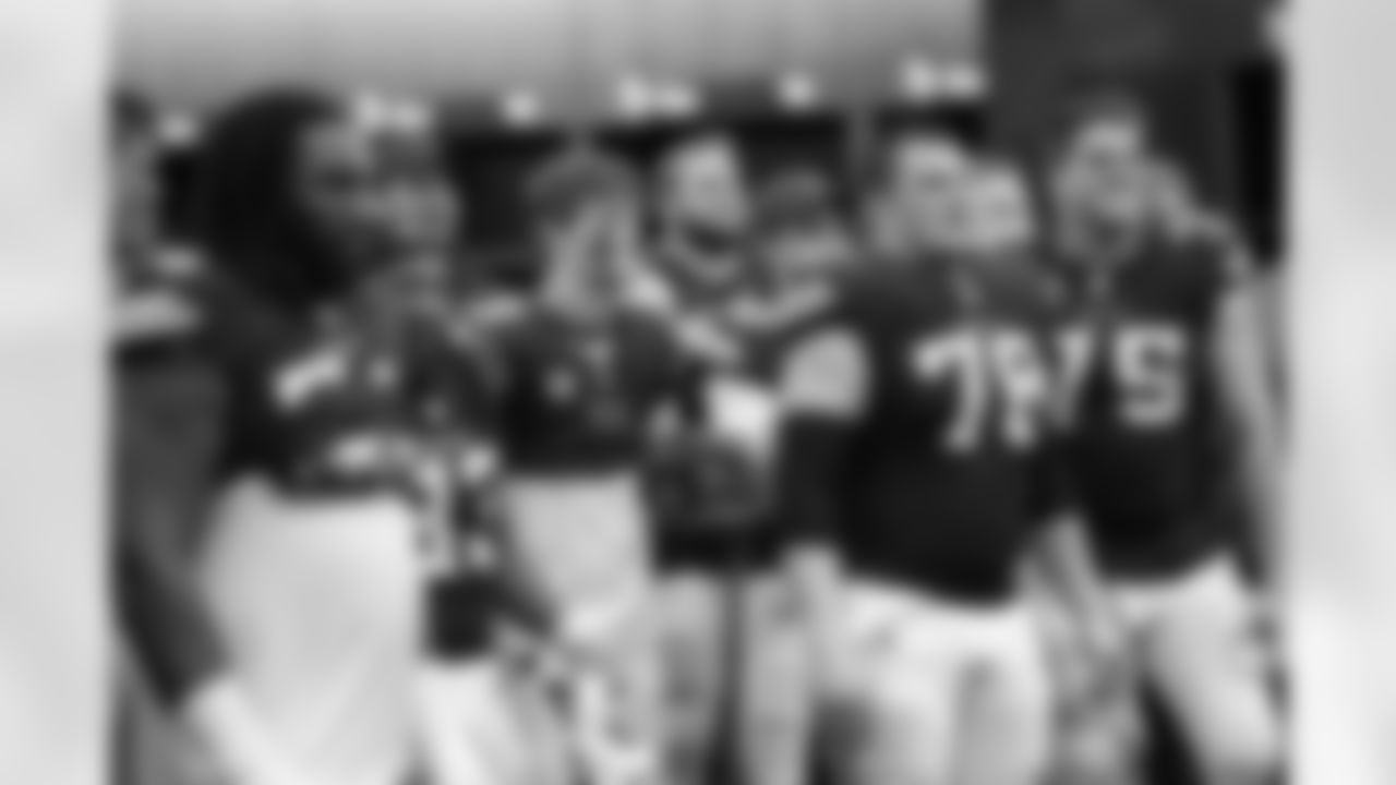 2025_1207_Vikings_Commanders_REG14_Social_0373