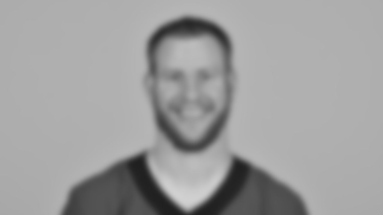 QB Carson Wentz