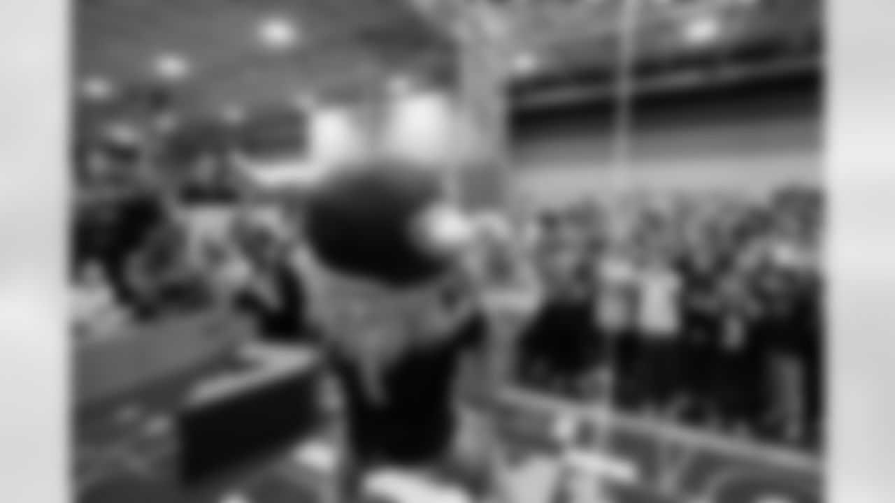 2026_Viktorbday_Rusco-20