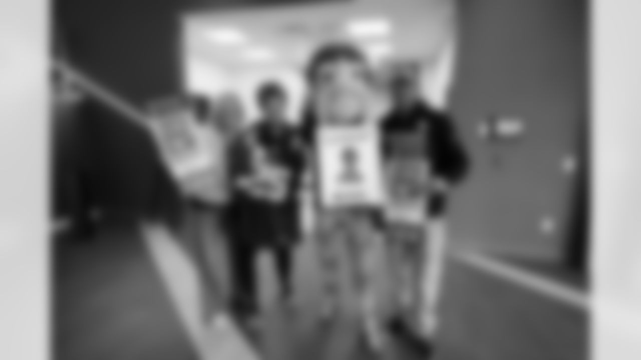 2025_1028_CR_FanOfTheYearReveal_0642