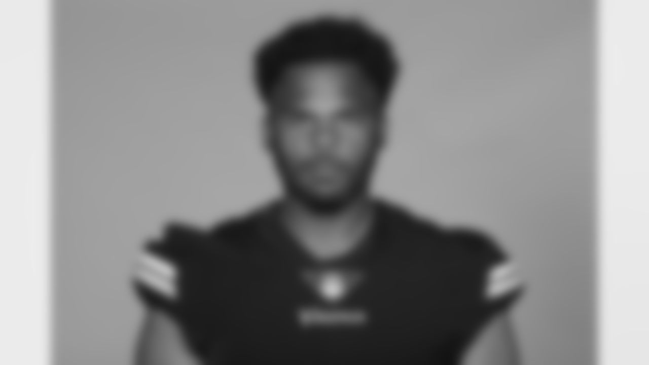 99 DL Jerry Tillery