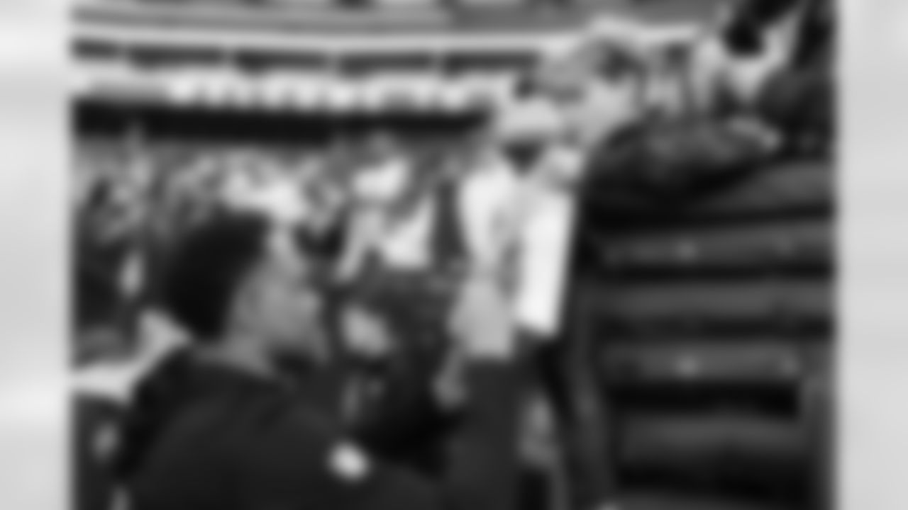 2025_1130_Vikings_Seattle_TTL_0015_Rusco