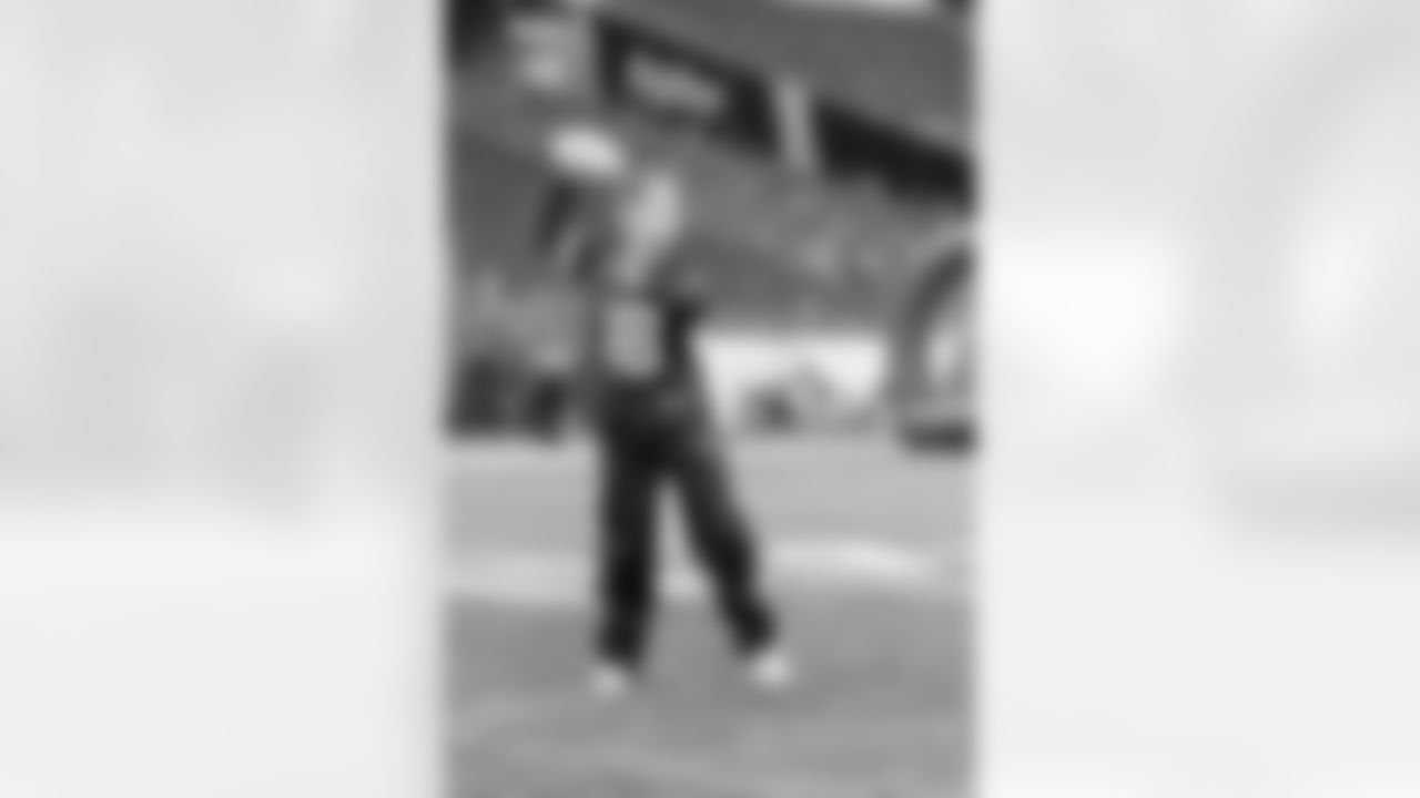 2025_1207_Events_PostgameKidsClub_0645