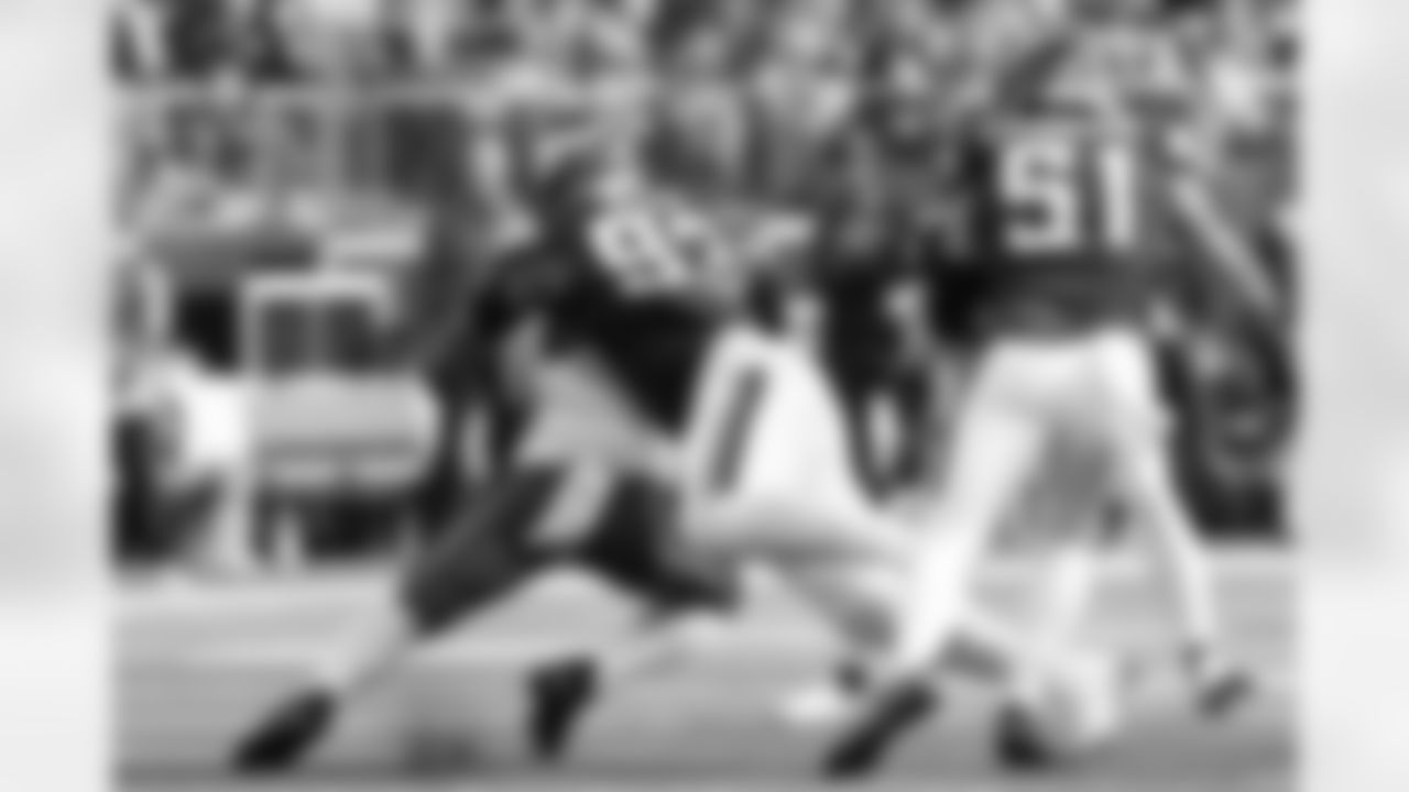 93 DL Jonathan Allen