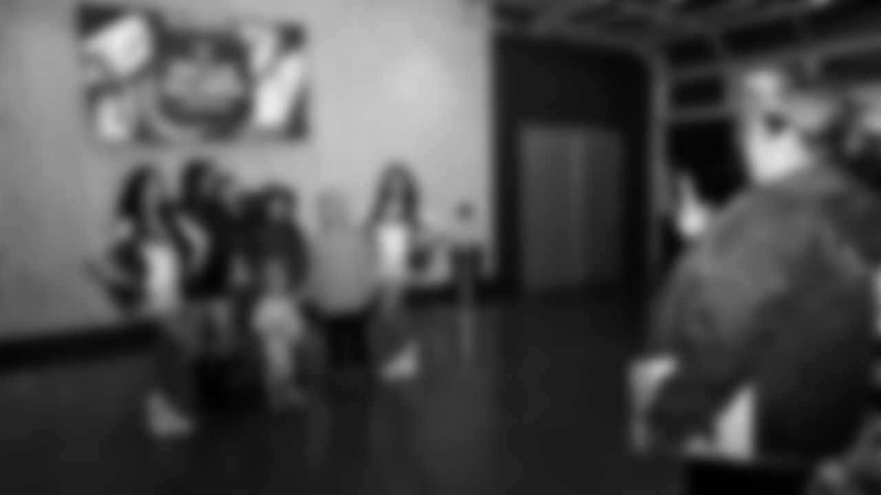 Gold Rush Cheerleaders