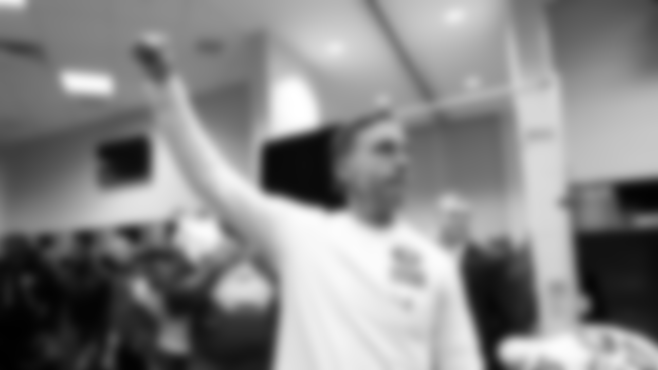 Head coach Kyle Shanahan