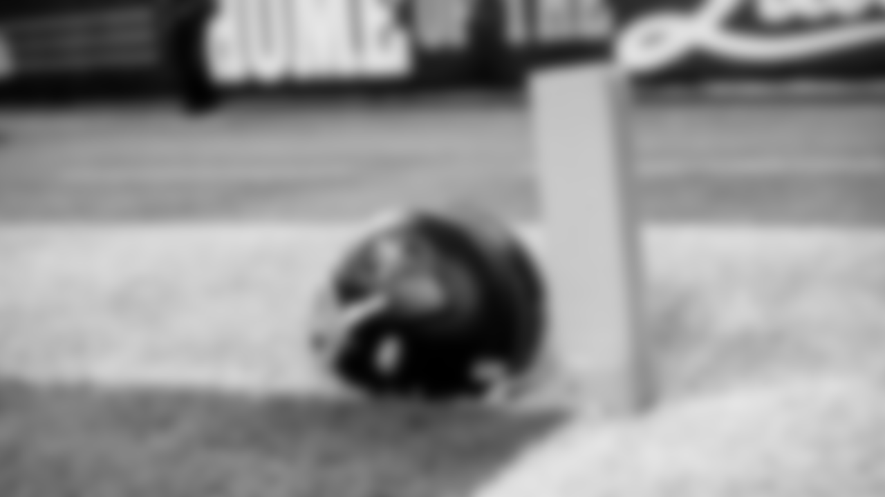 Rivalry Week Prep Continues Through Rain and Cold