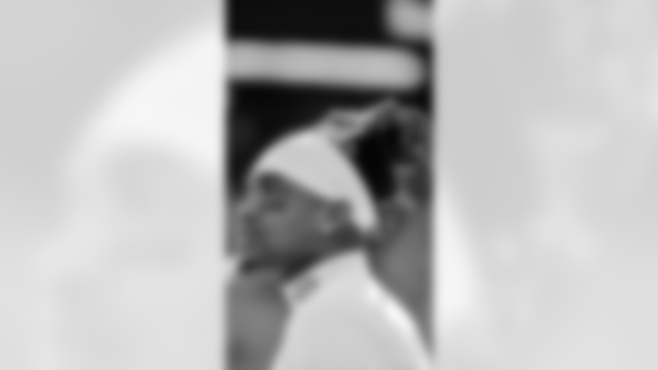 WR Demarcus Robinson