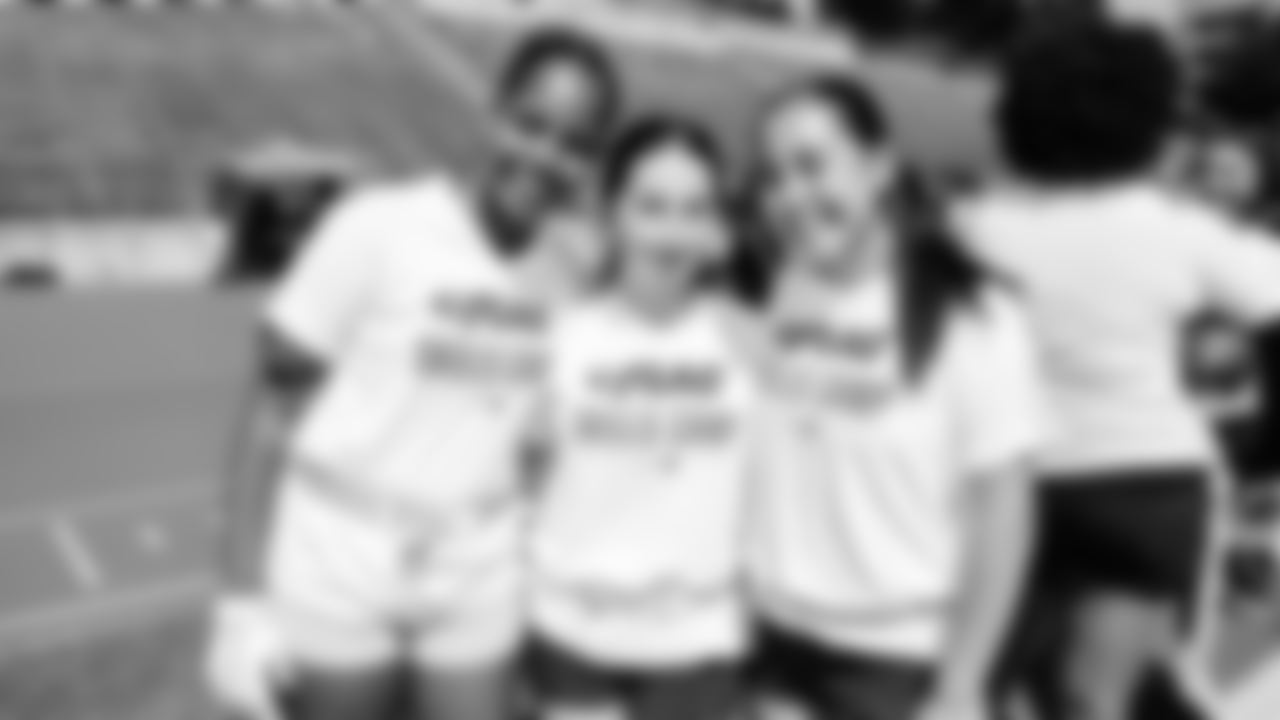 GIRLSFLAG11