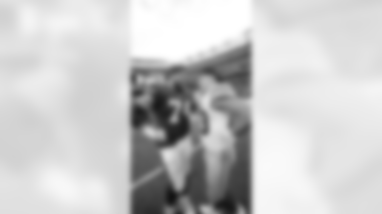 New York Giants G Greg Van Roten, RB Christian McCaffrey