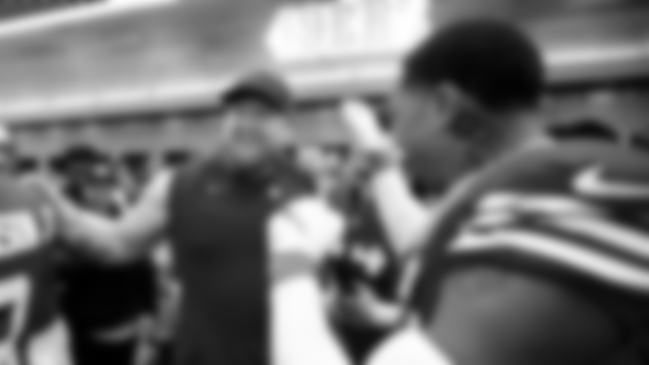 OL Austen Pleasants, WR Kendrick Bourne