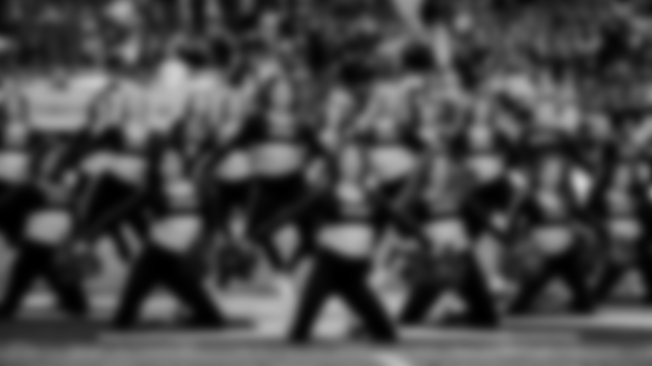 Gold Rush Cheerleaders