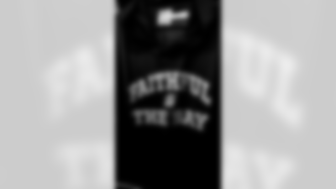 Setting Up Levi's® Stadium: 49ers Prepare for Rivalries Matchup Against the Seahawks