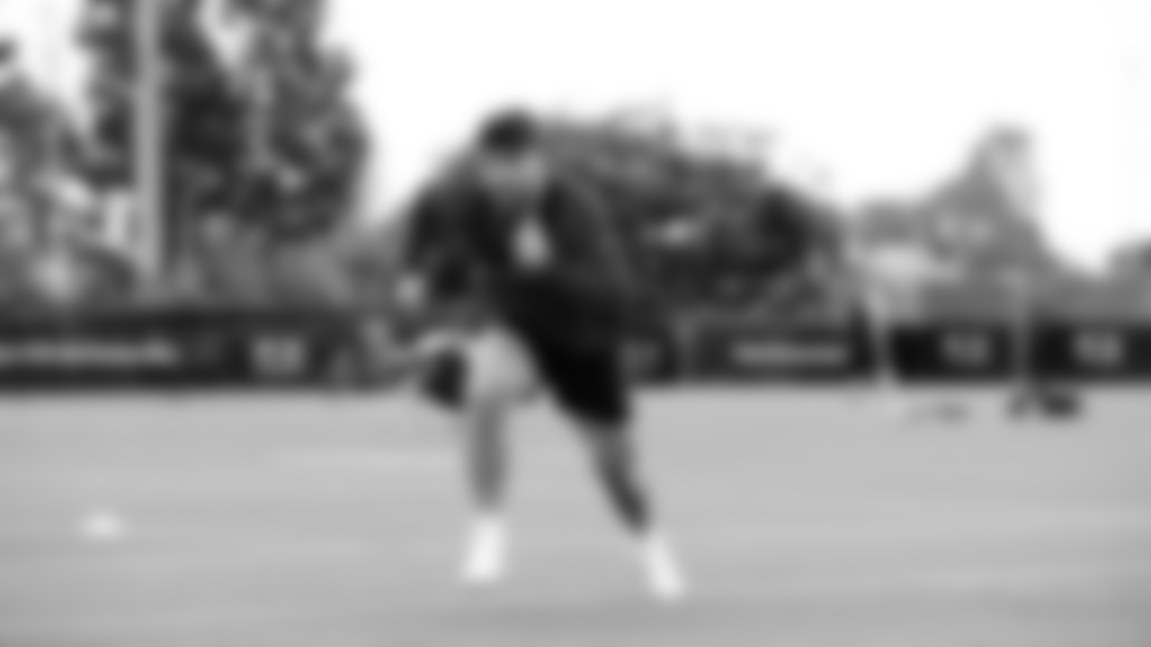 TE Luke Farrell