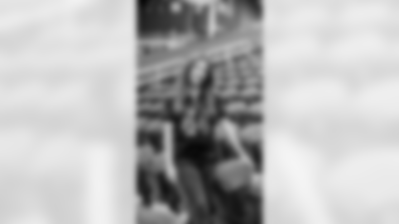 Rivalries Essentials: View 49ers Rivalries Gear