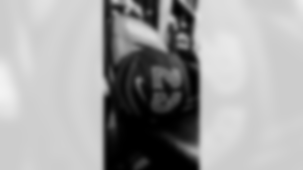 Setting Up Levi's® Stadium: 49ers Prepare for Rivalries Matchup Against the Seahawks