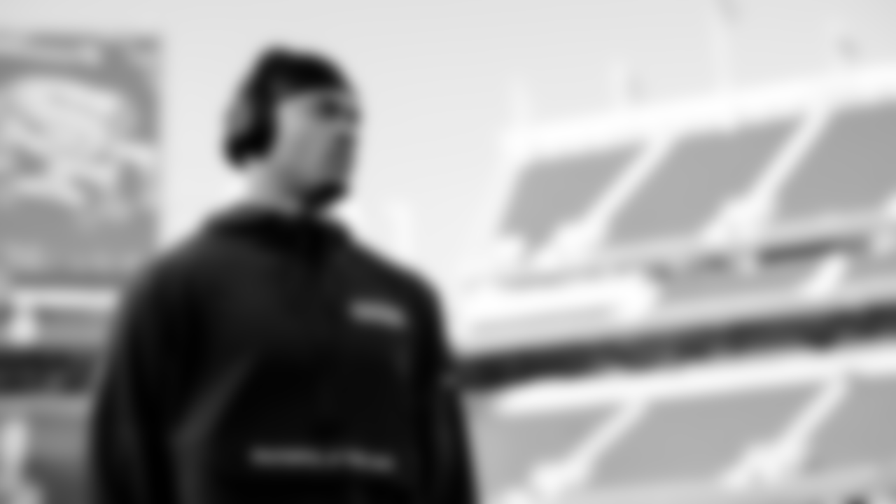 DL Yetur Gross-Matos