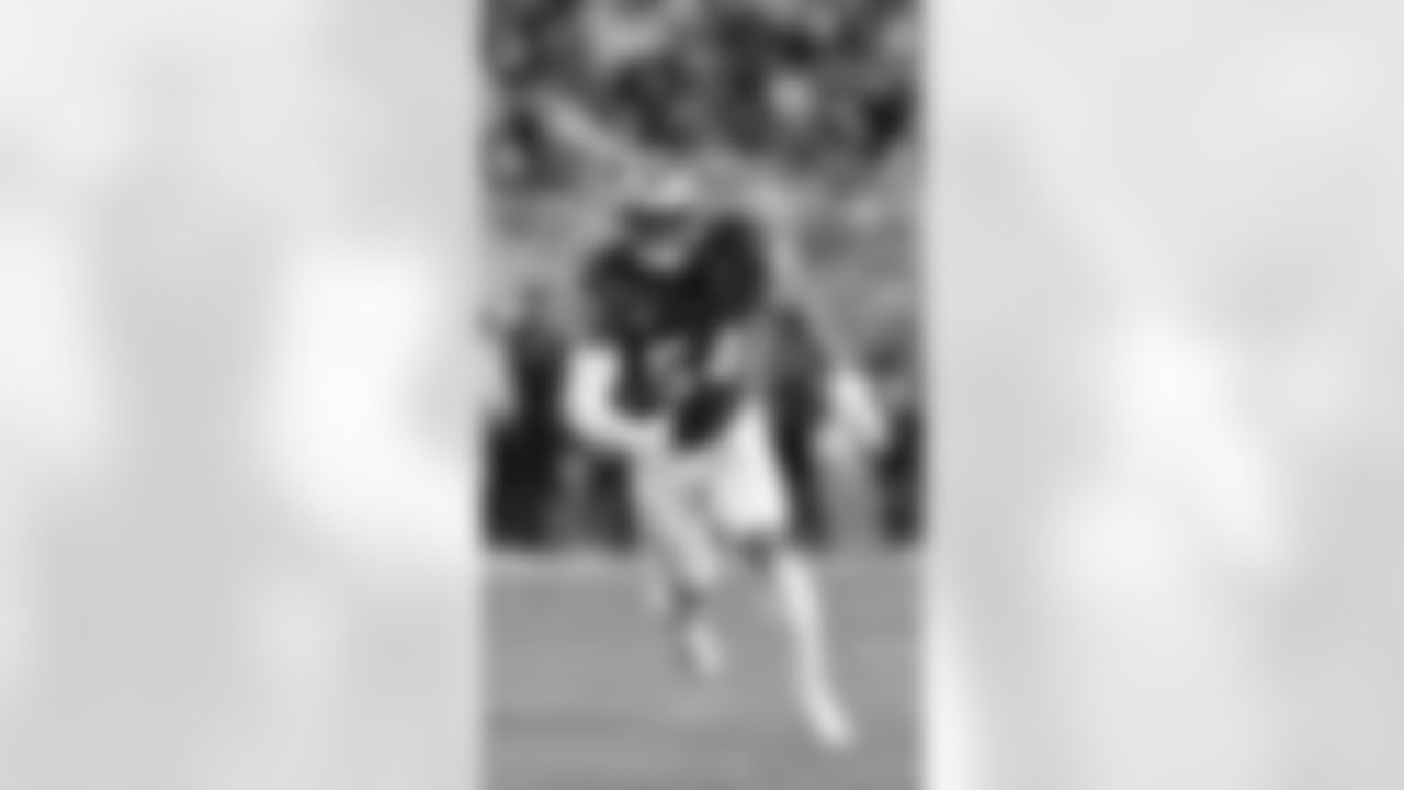 LB Fred Warner