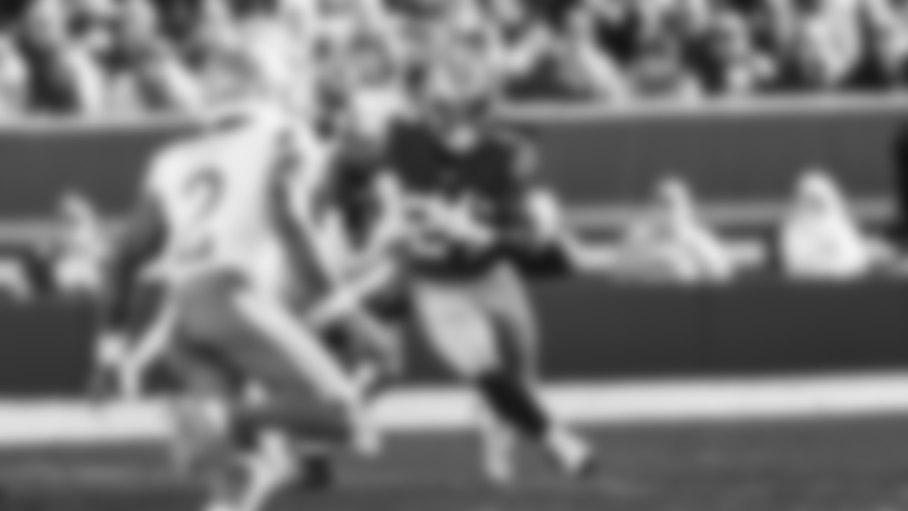 RB Jordan Mason