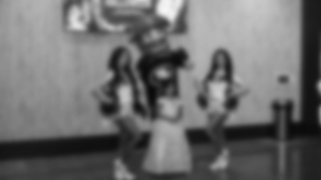 Gold Rush Cheerleaders, Sourdough Sam