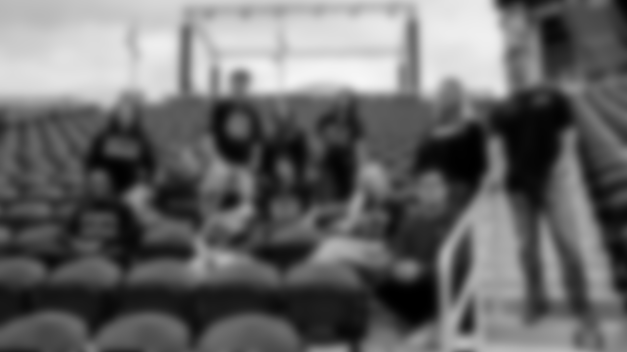 Rivalries Essentials: View 49ers Rivalries Gear