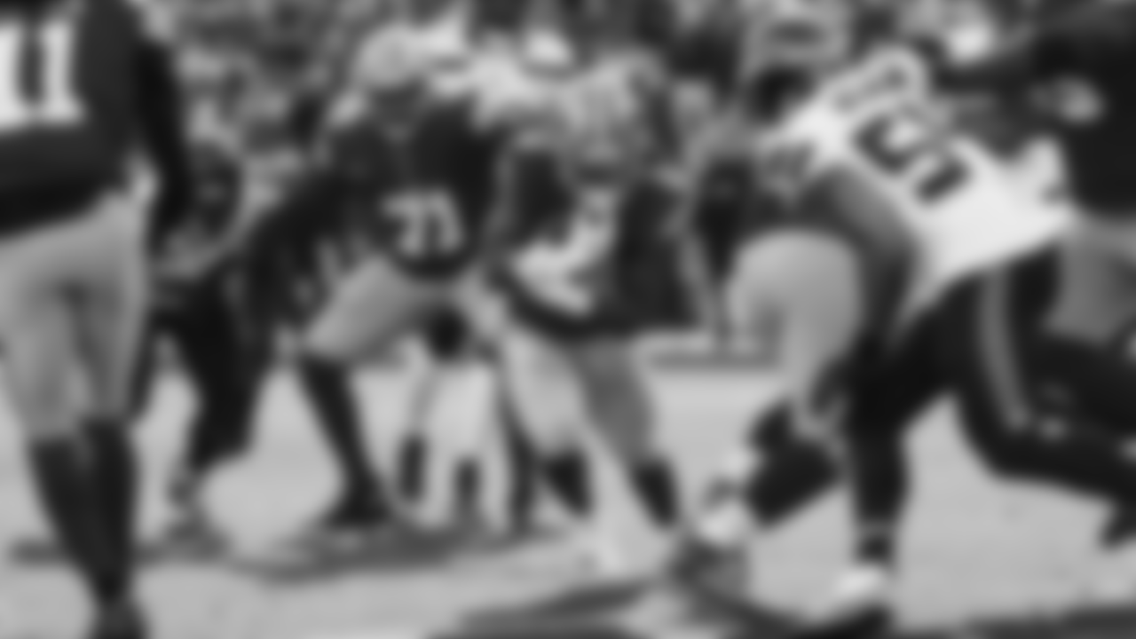 RB Jordan Mason