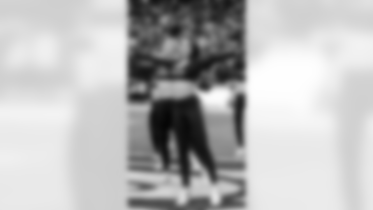 Gold Rush Cheerleaders