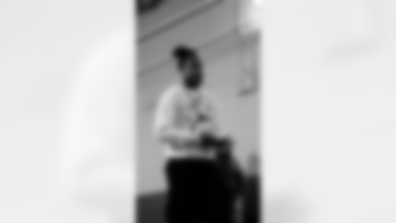 WR Demarcus Robinson