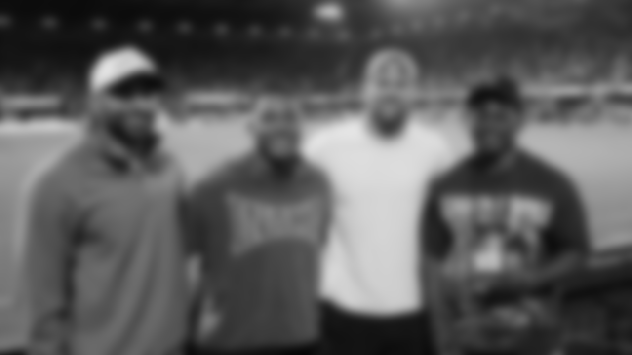 LB Curtis Robinson, LB Dee Winters, LB Luke Gifford, S Malik Mustapha