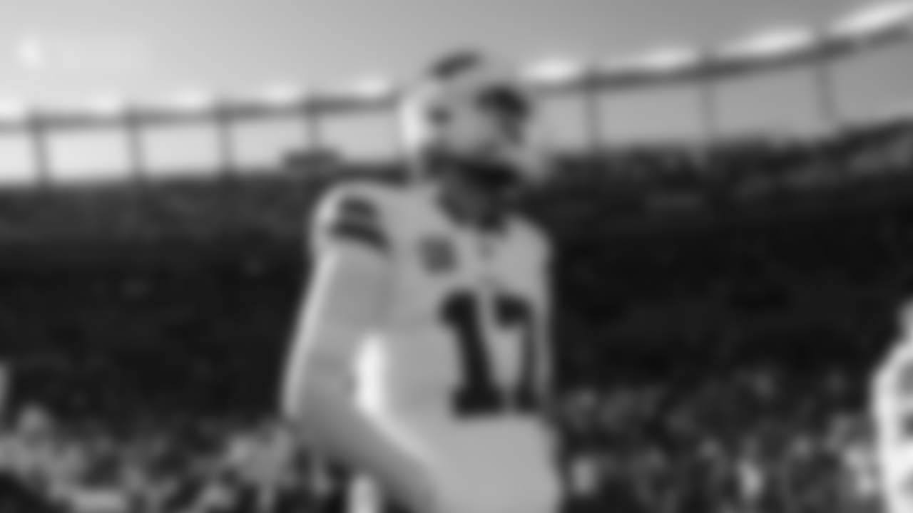 pregame-thumb-1-17--