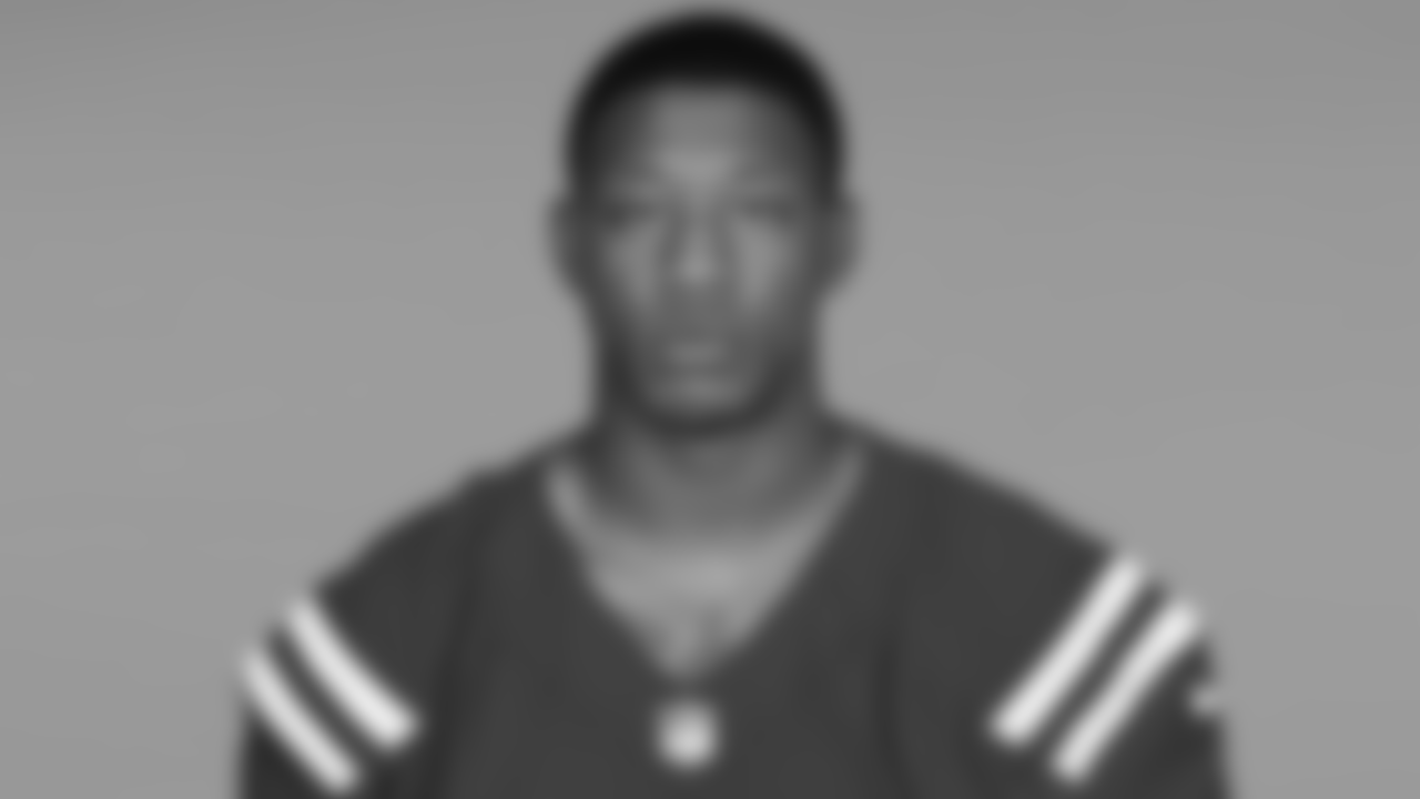 40 - CB Jaylon Jones