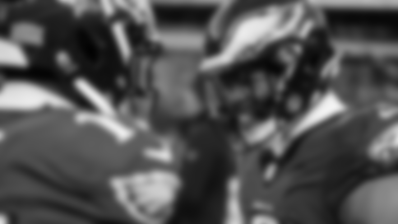 OLB Nolan Smith Jr. and LB Nakobe Dean