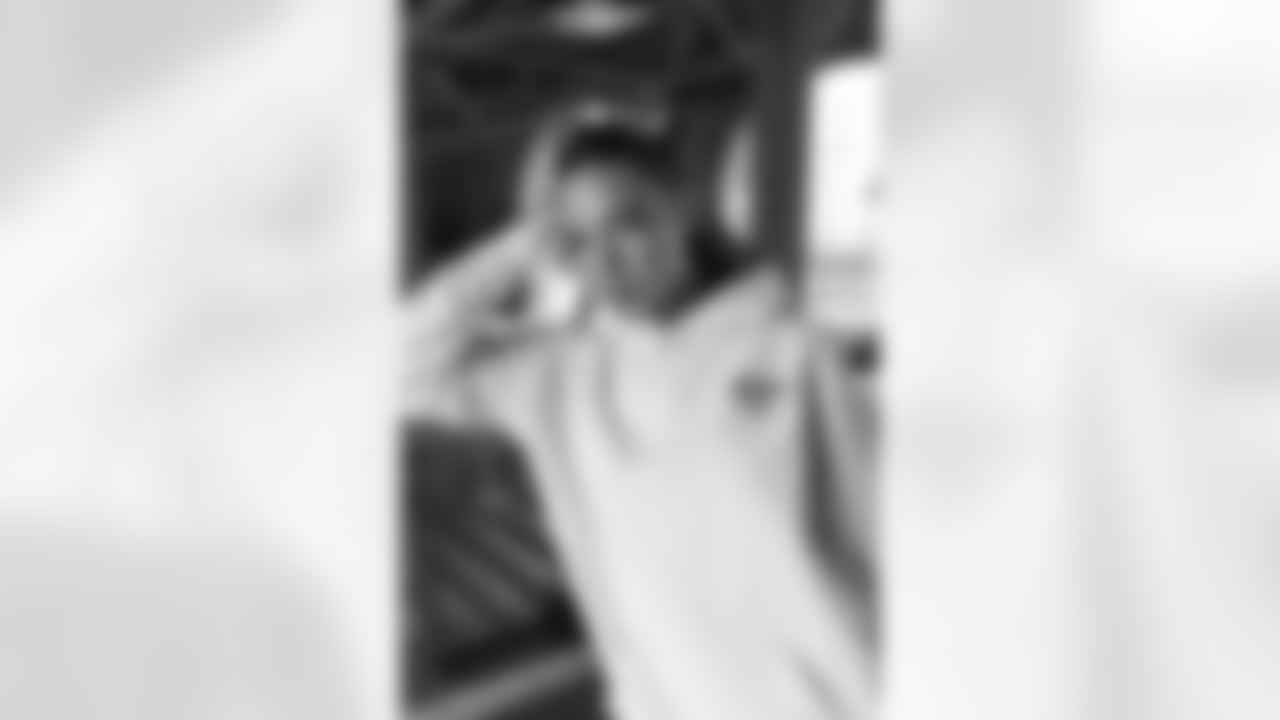 The Philadelphia Eagles and Underdog Apparel, a Philadelphia-based clothing brand founded by Jason Kelce, are thrilled to announce a limited-edition collection designed by three of the city's most recognized and influential artists – Eric "HEAVYSLIME" Kenney, Paul Granese, and Kees Holterman.