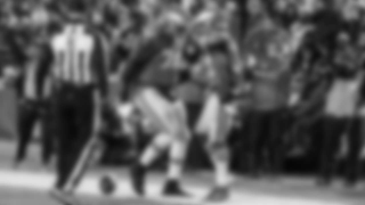 T Fred Johnson and RB Tank Bigsby