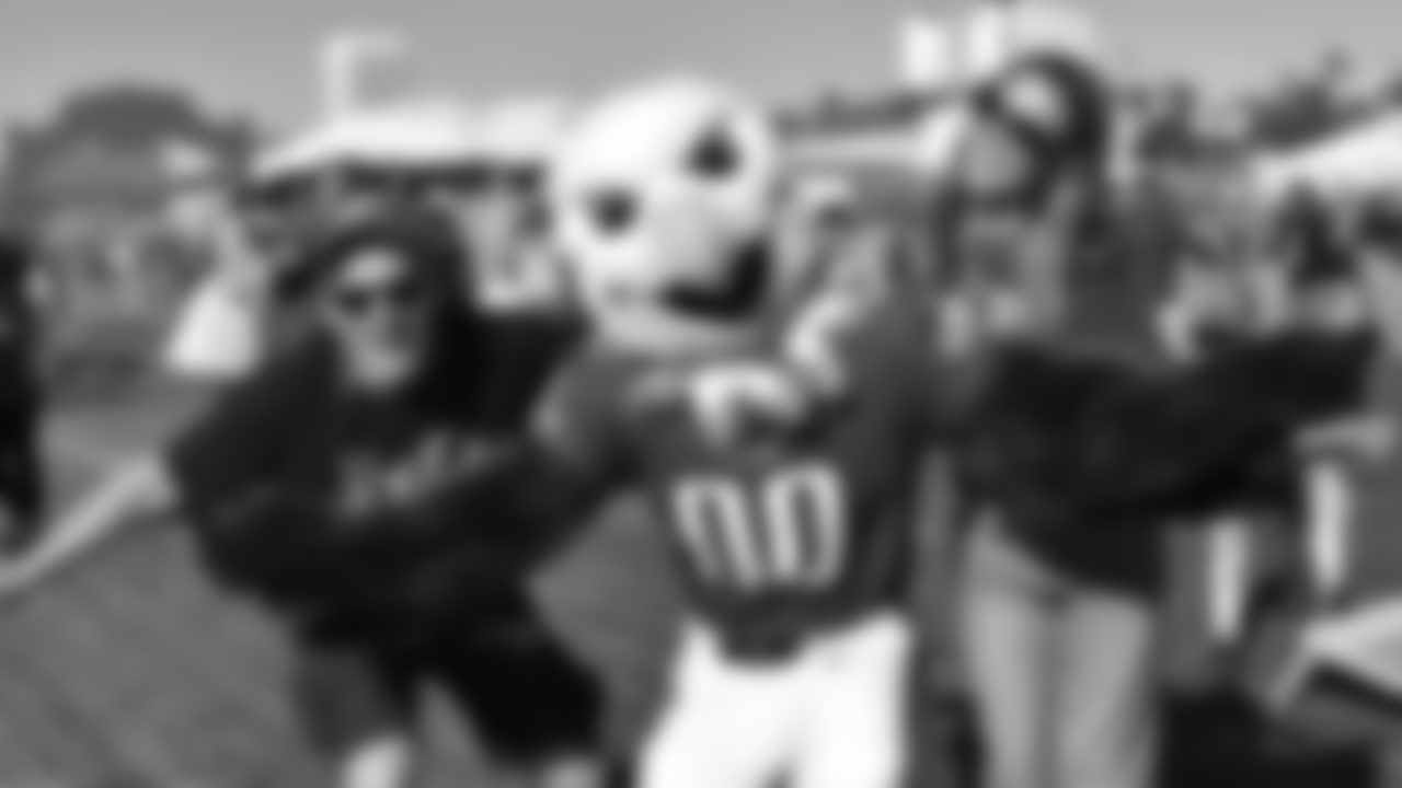 SWOOP takes flight with these two Eagles fans.