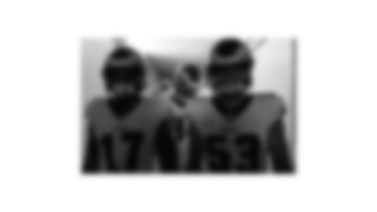 Linebackers Nakobe Dean & Zack Baun