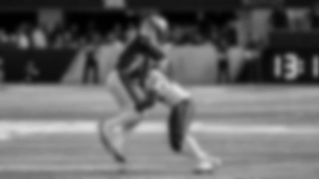 CB Quinyon Mitchell