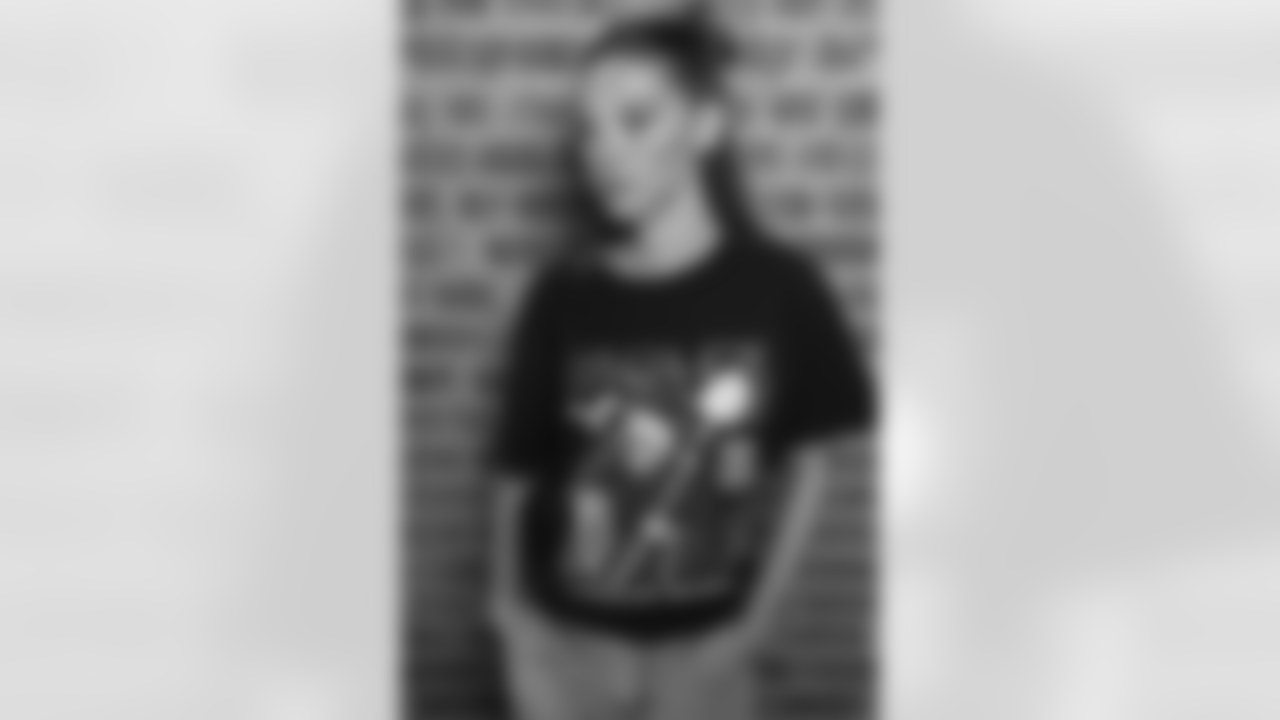 The Philadelphia Eagles and Underdog Apparel, a Philadelphia-based clothing brand founded by Jason Kelce, are thrilled to announce a limited-edition collection designed by three of the city's most recognized and influential artists – Eric "HEAVYSLIME" Kenney, Paul Granese, and Kees Holterman.