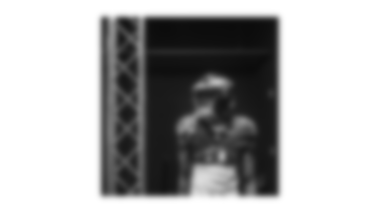 WR DeVonta Smith