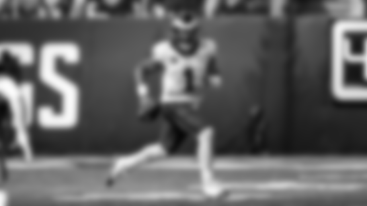 QB Jalen Hurts