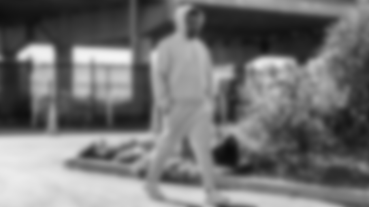 LB Jeremiah Trotter Jr.