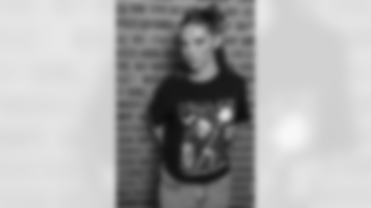 The Philadelphia Eagles and Underdog Apparel, a Philadelphia-based clothing brand founded by Jason Kelce, are thrilled to announce a limited-edition collection designed by three of the city's most recognized and influential artists – Eric "HEAVYSLIME" Kenney, Paul Granese, and Kees Holterman.