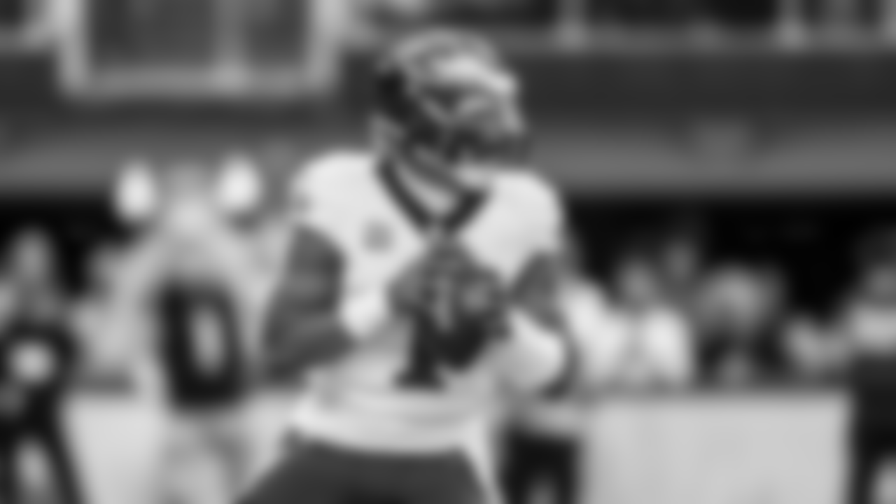 QB Jalen Hurts