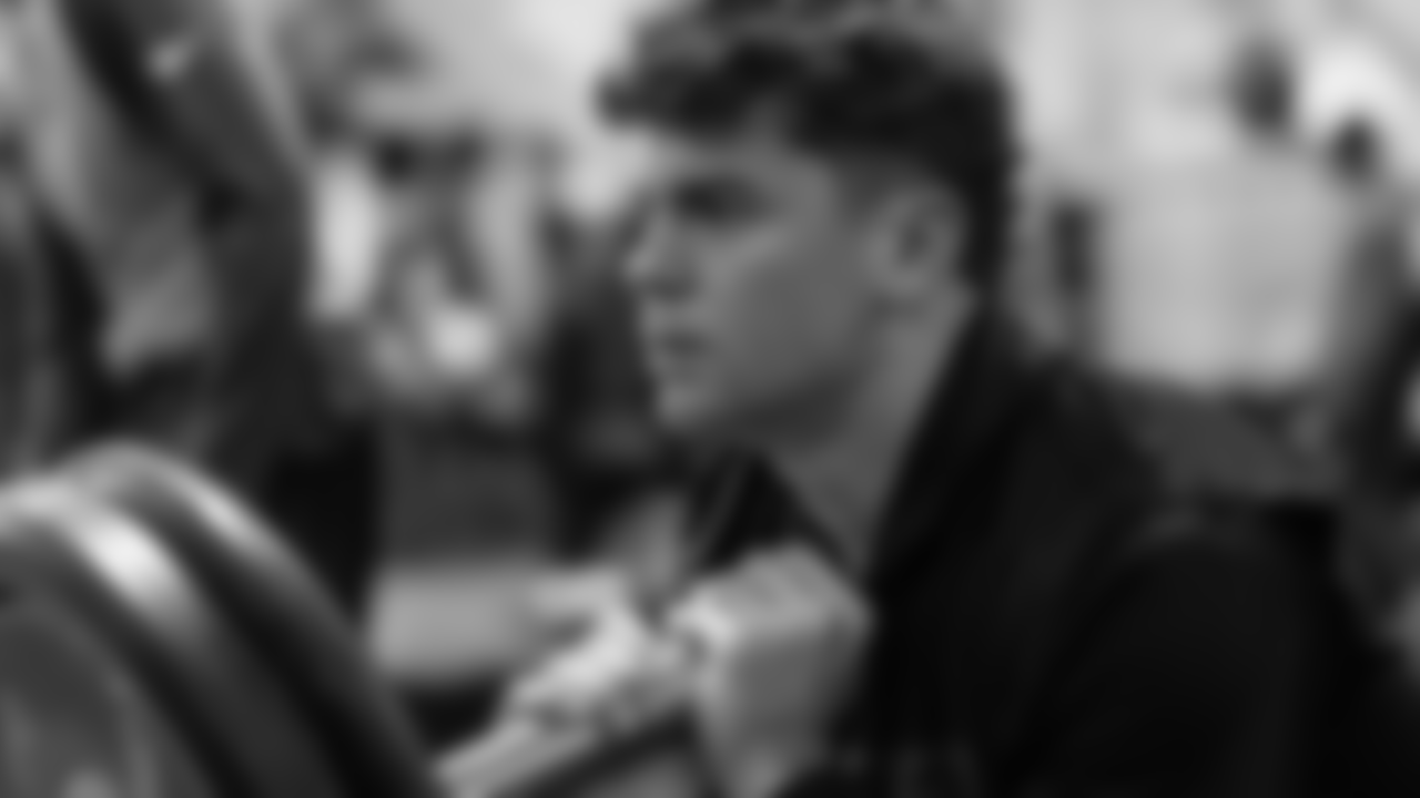 Dec-22-Lift_0000_KL2_5715