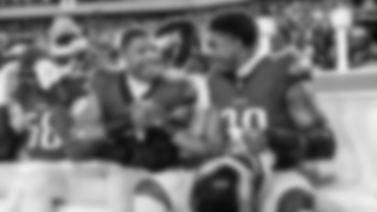 OLB Nolan Smith and LB Jihaad Campbell