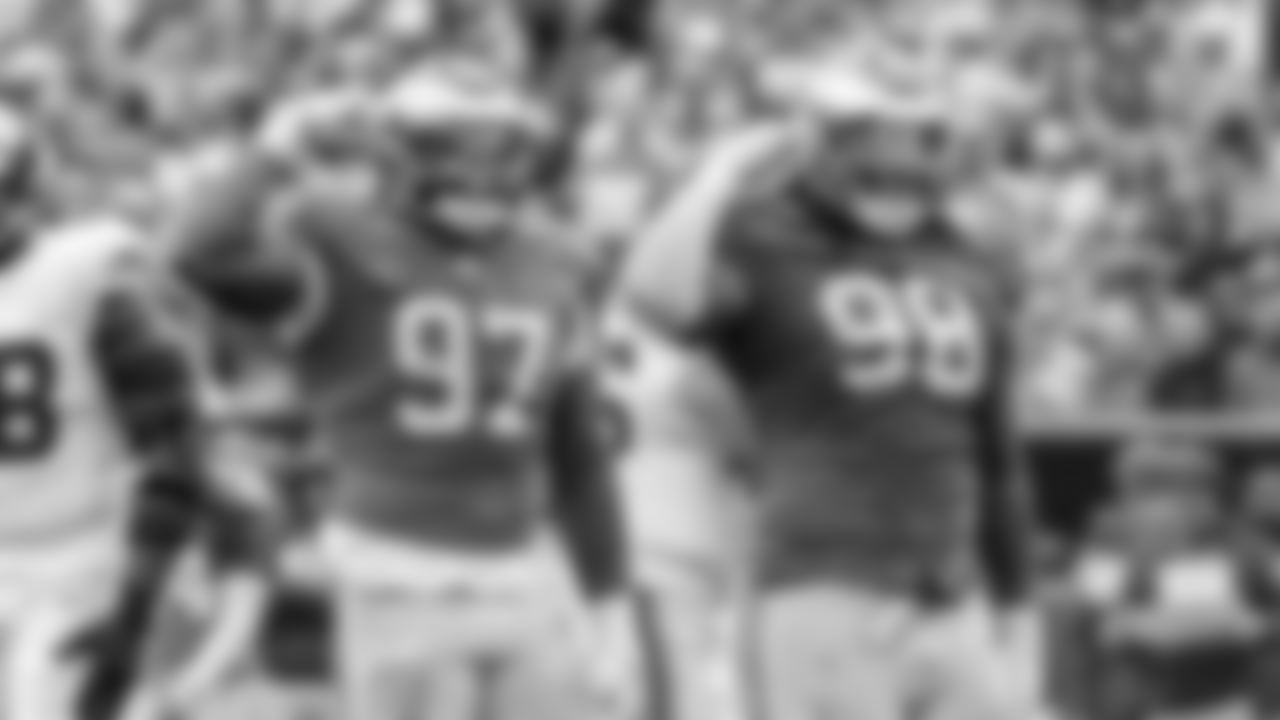 DT Moro Ojomo and DT Jalen Carter